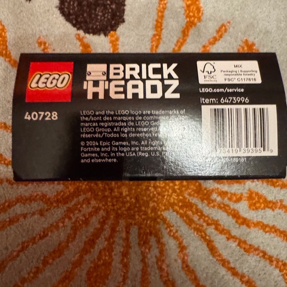LEGO 40728 Brick Headz Brite Bomber 254 - Picture 2 of 4